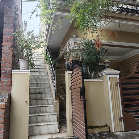 Selvams Home Stay Tiruchchendūr Eksteriør billede