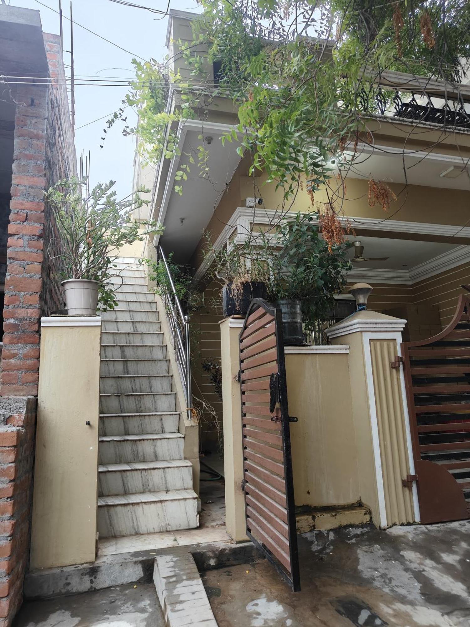 Selvams Home Stay Tiruchchendūr Eksteriør billede